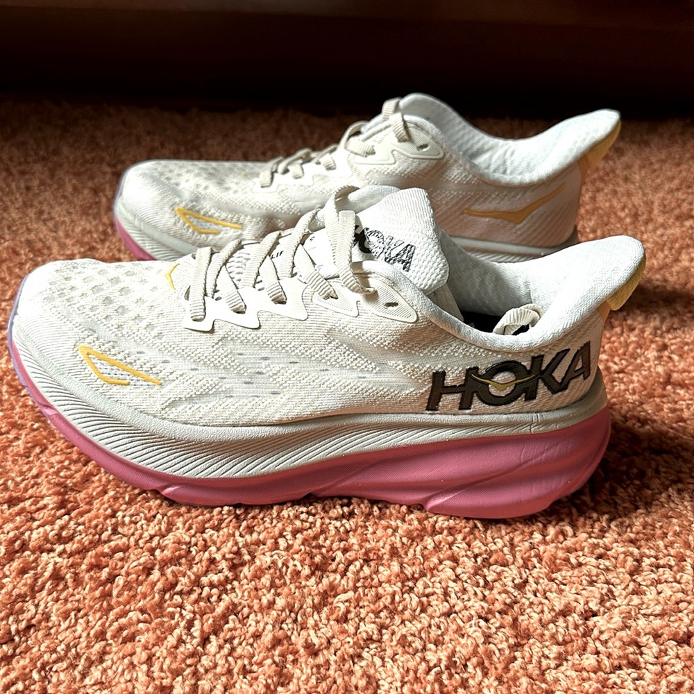 Hoka One Clifton 9 women’s running shoe